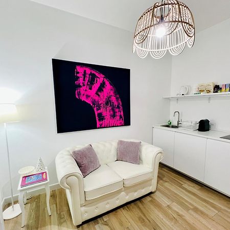 Bellhome 3 - Elegante Appartamento Nel Centro Di Bari Dış mekan fotoğraf