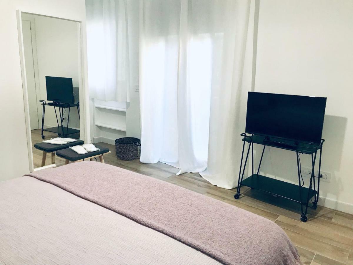 Bellhome 3 - Elegante Appartamento Nel Centro Di Bari Dış mekan fotoğraf